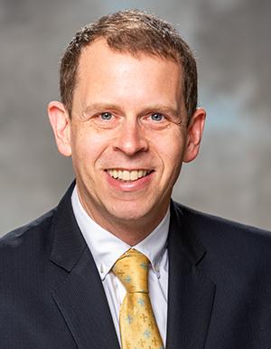 sievers2023webcrop.jpg sievers2023webcrop.jpg