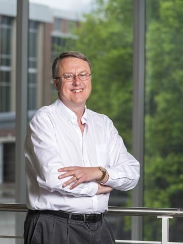 angus-wilkinson_portrait--1-.jpg